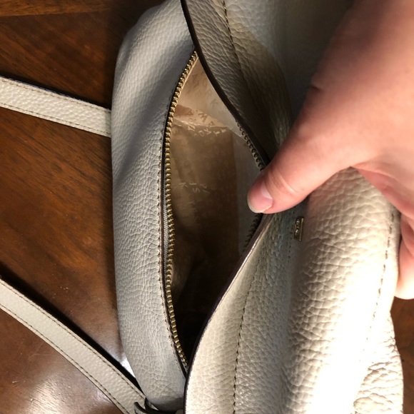 Authentic Kate spade purse - Picture 5 of 7